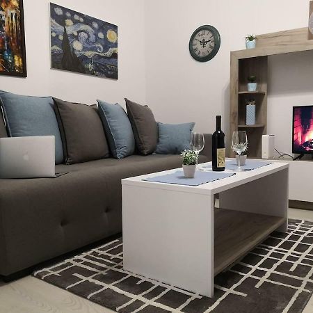 Vasa Central Studio Novi Sad Extérieur photo