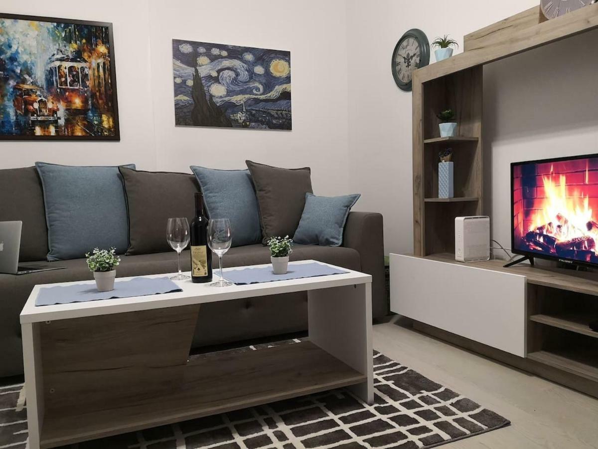 Vasa Central Studio Novi Sad Extérieur photo