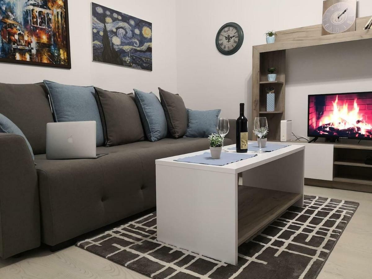 Vasa Central Studio Novi Sad Extérieur photo